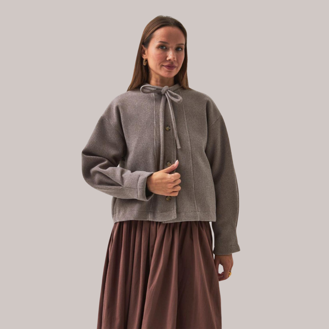 Lina – Silent Strength